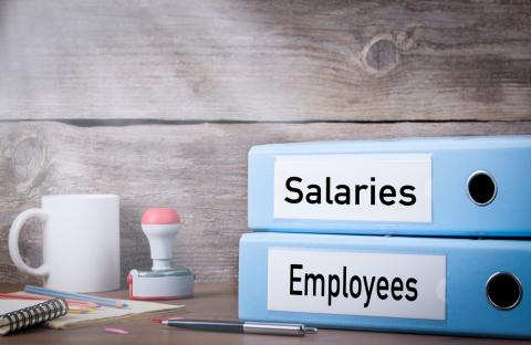 Best ways to address an employee’s pay rise request