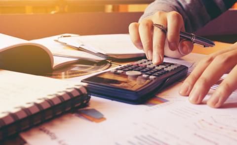 Calculating a comprehensive remuneration package
